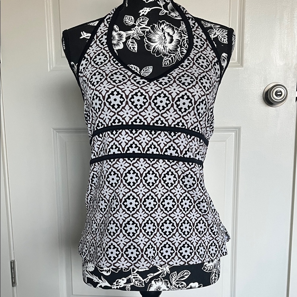Land’s End Halter Tankini top. Size 8.